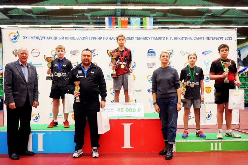 Оренбуржец победил в  Международном турнире по настольному теннису