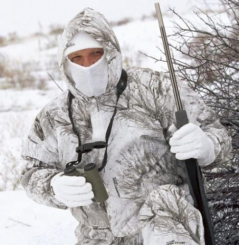 Оренбургские спасатели нашли замерзающих охотников