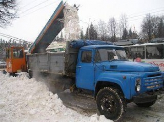 Горожане недовольны снегоуборочными работами в Оренбурге