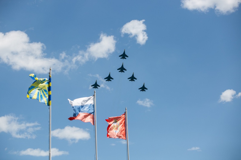 В Оренбурге отметили 80-летие 18 военно-транспортной авиационной дивизии