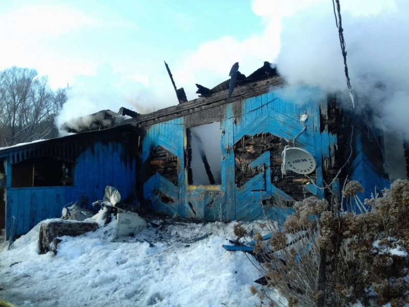 В Бузулукском районе глава сельсовета спас на пожаре женщину