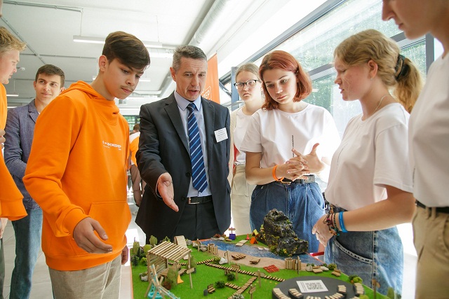 Инженерная школа при Техническом университете УГМК приглашает для обучения детей со всей страны