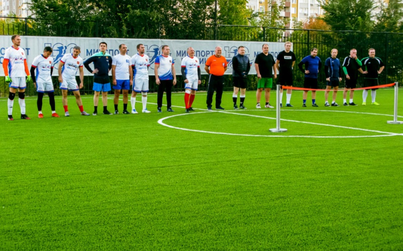 Новое поле с искусственным покрытием для игры в мини-футбол появилось в Оренбурге