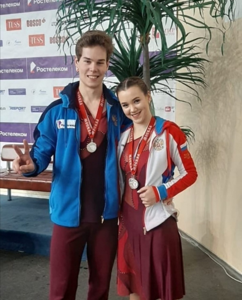 Оренбургские фигуристы стали серебряными призерами