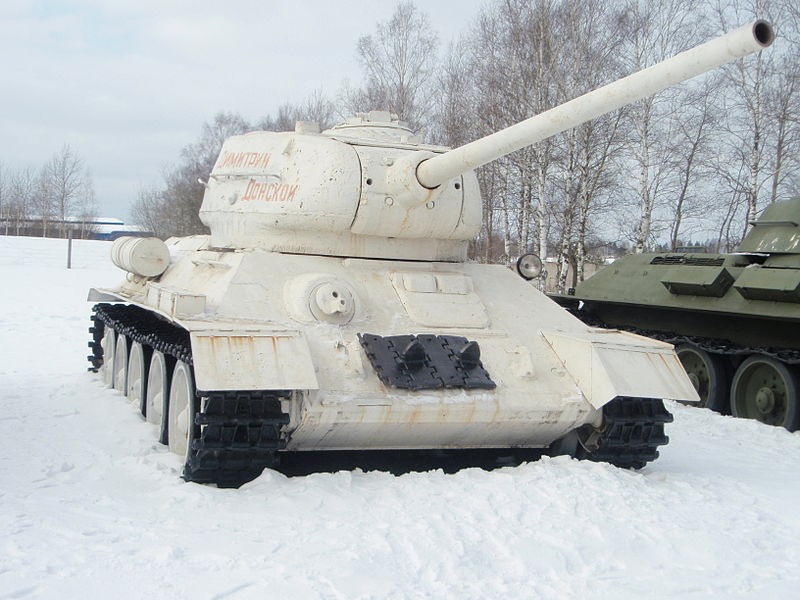 23 января – в этот день был "рожден" первый Т-34-85
