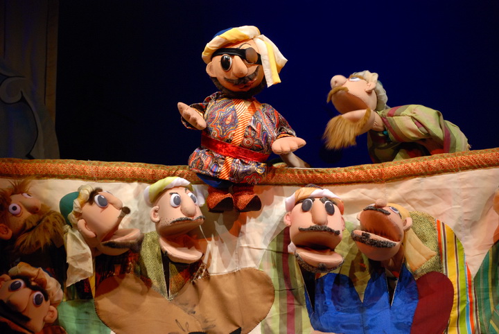 Оренбургский областной театр кукол лишился директора