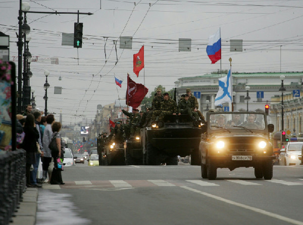 Автопробег – в День военного автомобилиста ВС РФ