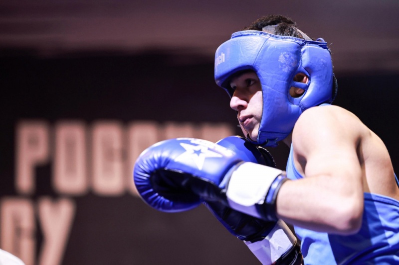 Оренбуржец завоевал серебро первенства России по боксу 