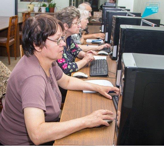Оренбуржцы принимают участие в Национальном первенстве по компьютерному многоборью 55+