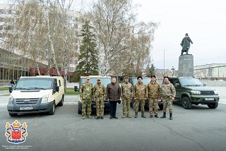 В зону СВО отправились автомобили 