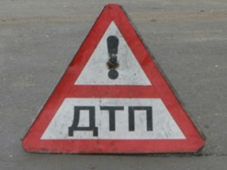 В Новоорске под колеса машины попала 5-летняя девочка