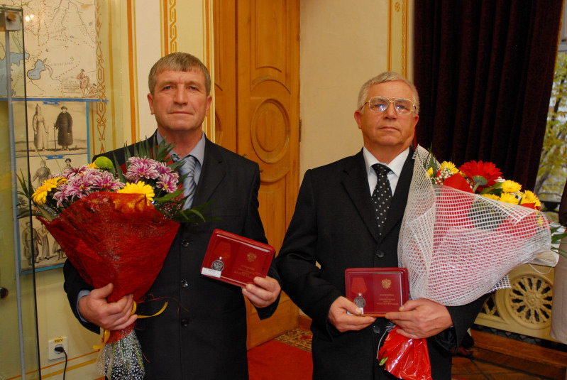 Оренбуржцев наградили медалями