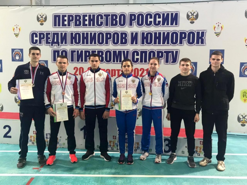 Оренбургские гиревики завоевали награды на первенстве страны