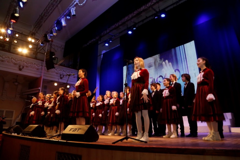 Детский хор «Новые имена» устроил благотворительный концерт