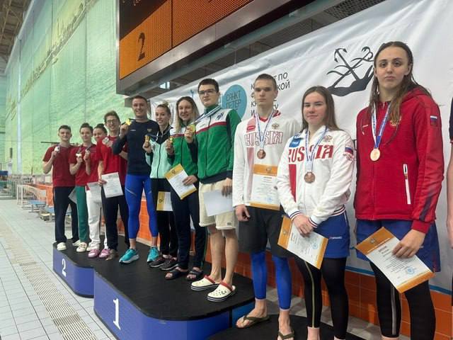 Оренбургские пловцы успешно выступили на чемпионате России