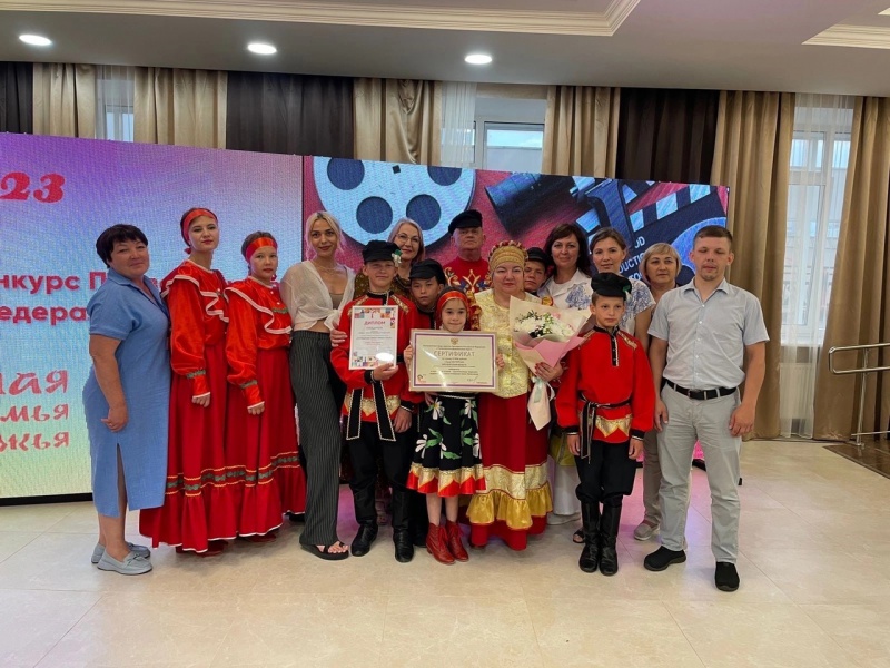 Семья из Оренбуржья приняла участие в фестивале-конкурсе «Успешная семья Приволжья»