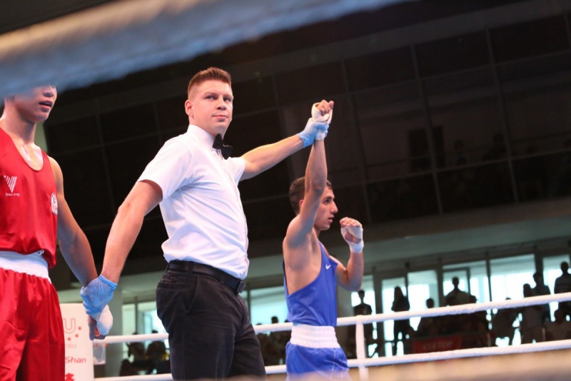 Габил Мамедов выступает на VIII чемпионат мира по боксу среди студентов
