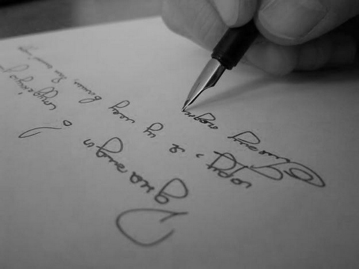 Хотя помимо рассказов, коротких историй, повестей и других