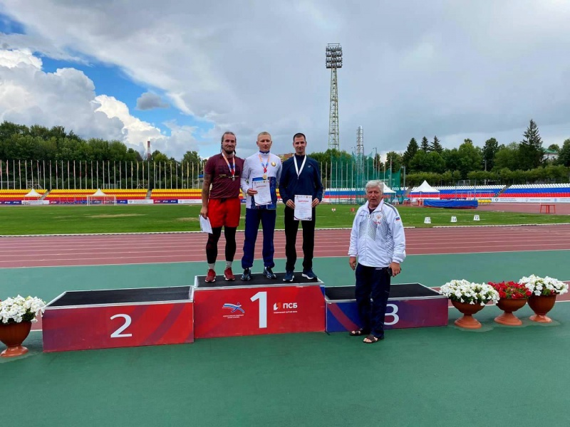 Оренбургские легкоатлеты успешно выступили  на чемпионате России