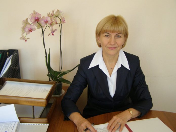 Галина Зольникова поздравила медиков с профессиональным праздником