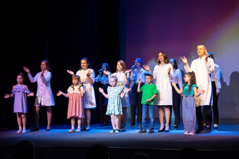 Творческий фестиваль медицинских работников «Белый цвет»