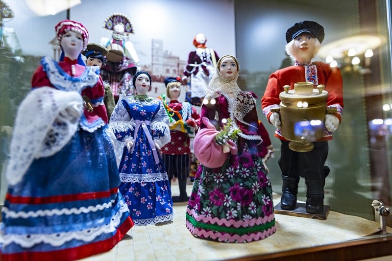 Куклы народов мира в Губернаторском музее 